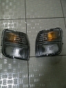 LAMPU SEIN MITSUBISHI KUDA TAHUN 1998 - 2001 / SET