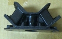 ENGINE MOUNTING SUZUKI ESCUDO, SIDEKICK,& VITARA BAGIAN BELAKANG