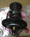 THERMOSTAT MESIN TOYOTA AVANZA & DAIHATSU XENIA 1300 CC, TAHUN 2004-2012, ORIGINAL